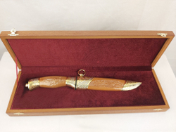 Нож украшенный "Подарок охотнику" №1