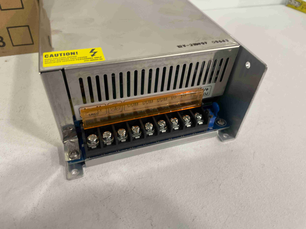 70А (220 - 12) / Преобразователь напряжения (блок питания) с 220V - на 12V, 70 ампер (1 шт.)