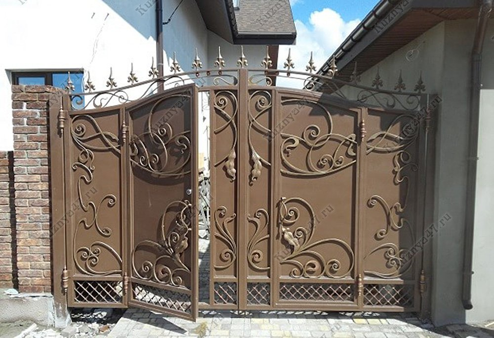 Распашные кованые ворота 29