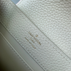 Louis Vuitton Capucines Mini