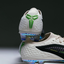 FG / Nike Phantom 6 Low Elite / Black Mamba