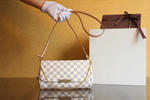 Louis Vuitton Favorite MM