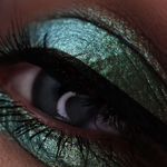 Тени для век жидкие сияющие тон 35 Miracle Green «Relouis PRO Sparkle Liquid» 5 мл