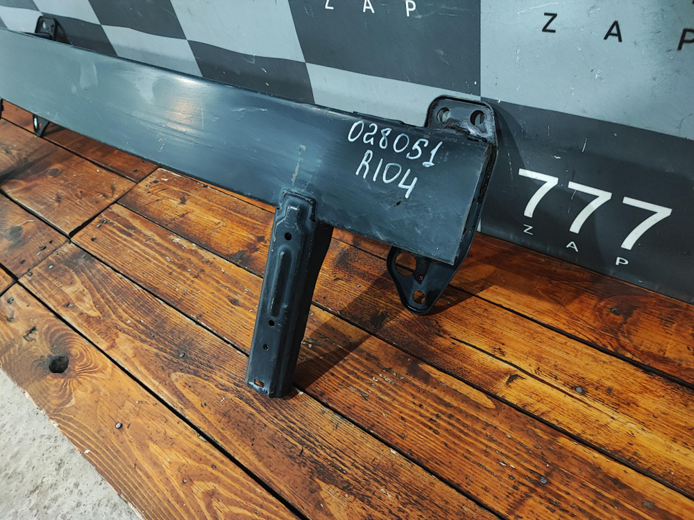 Усилитель переднего бампера Kia Rio 4 (FB) 17-нв Б/У Оригинал 64900H0000