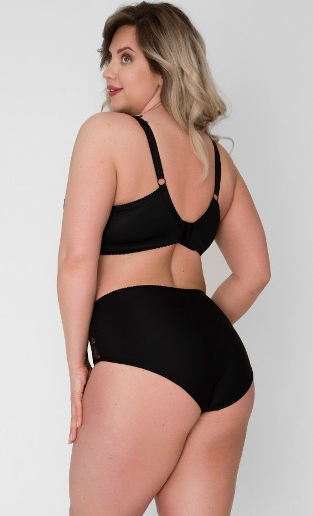 Кружевной бюстгальтер-топ с мягкими чашками (Размер: 95E) (Цвет: телесный)