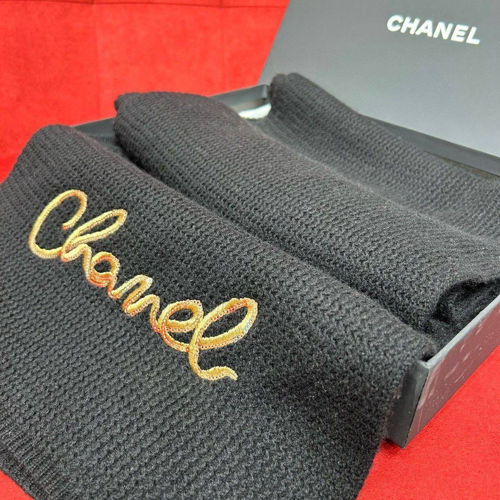 Комплект CHANEL (шапка + шарф + перчатки)