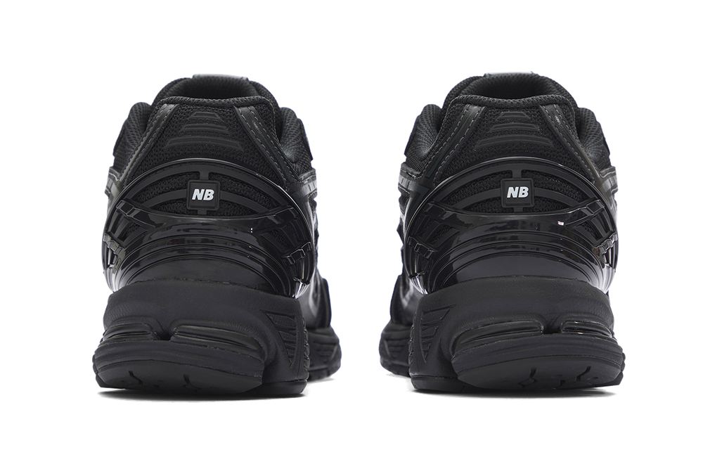 New Balance 1906R "Triple Black"