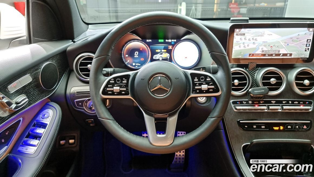 Mercedes-Benz GLC-Class X253 GLC300e 4MATIC Coupe (09.2021)