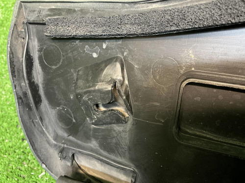 Накладка двери передняя правая Zeekr 001 (21-нв)