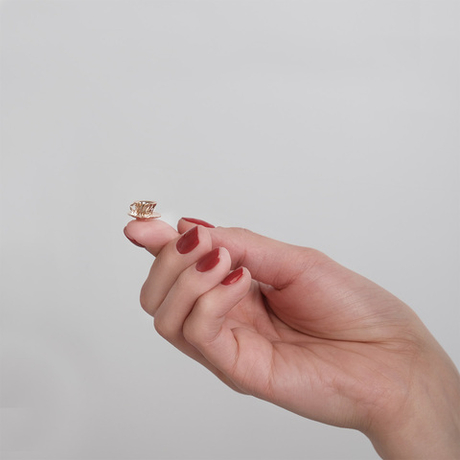 "Чаепитие" бусина в золотом покрытии из коллекции "Философия радости" от Jenavi