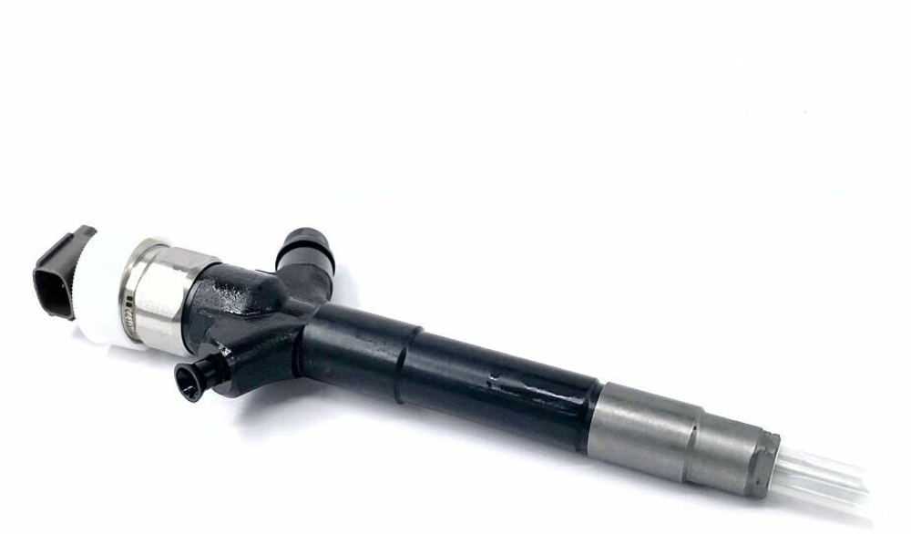 Форсунка в сборе FORD (7C16-9K546-AB) 095000-6620 denso