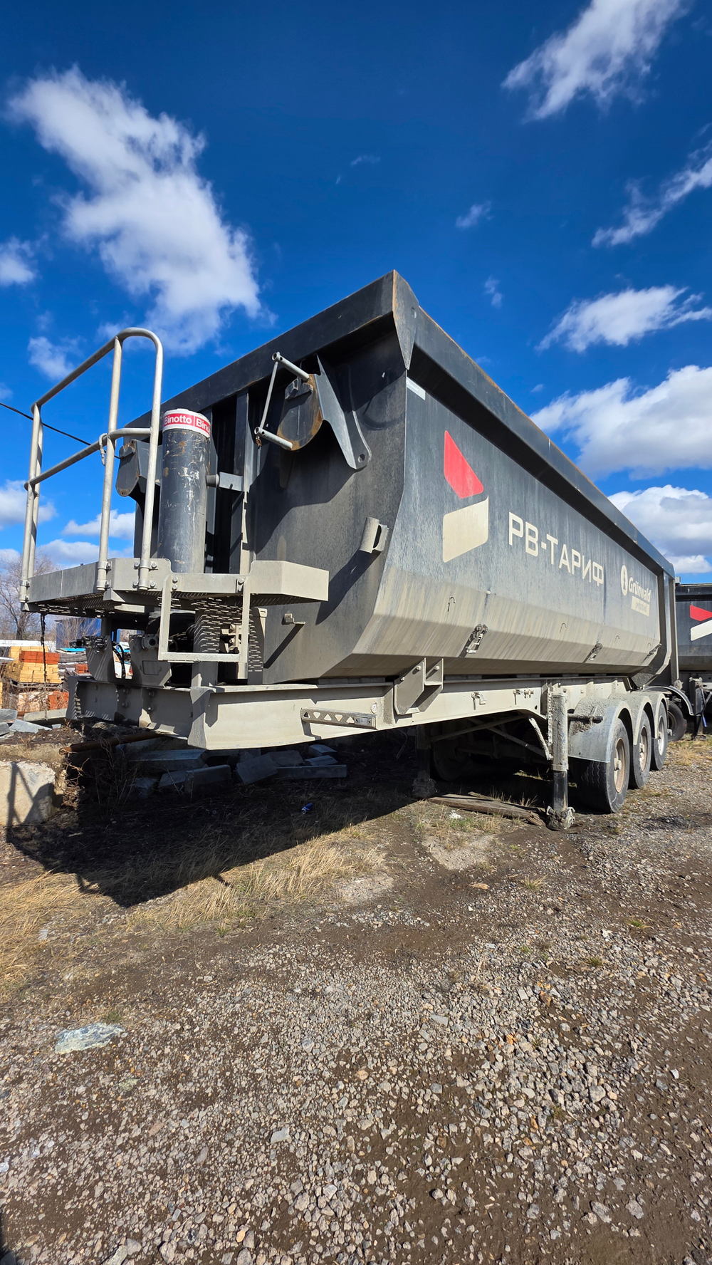 Grunwald 9453 Полуприцеп самосвальный 9453-0000011-60
