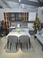 Стол обеденный из камня