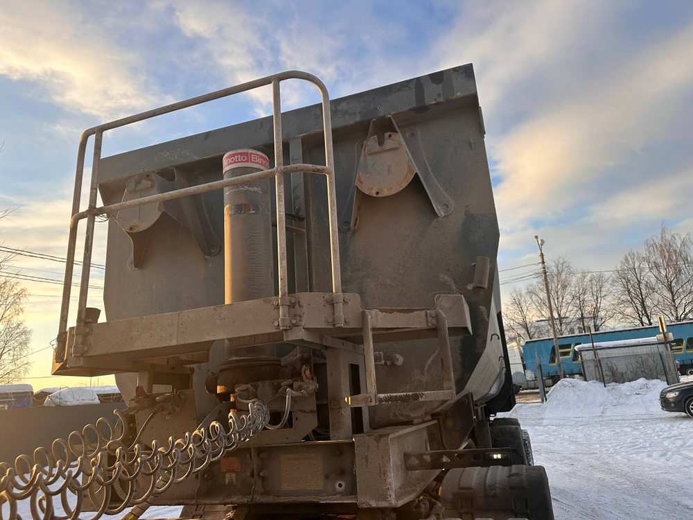 Grunwald 9453 Полуприцеп самосвальный 9453-0000010-50