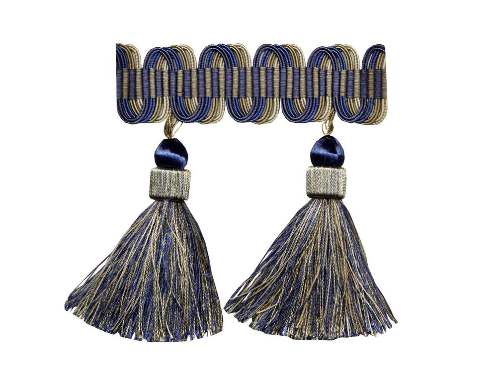 10017/40 Бахрома с шариками и кисточками