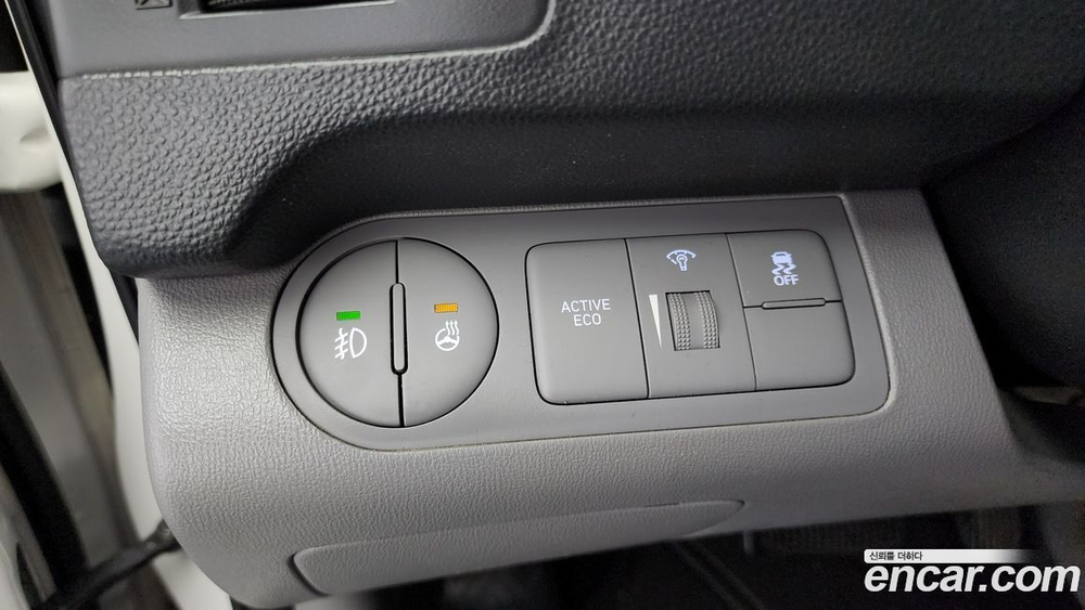 Hyundai The New Grand Starex Van 3-х местный (06.2020)
