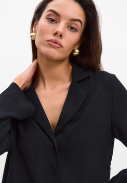 Рубашка свободного кроя черная