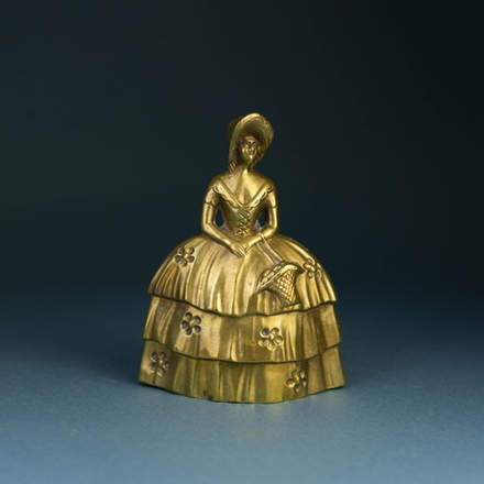 Коллекционный колокольчик из бронзы «Знатная дама»