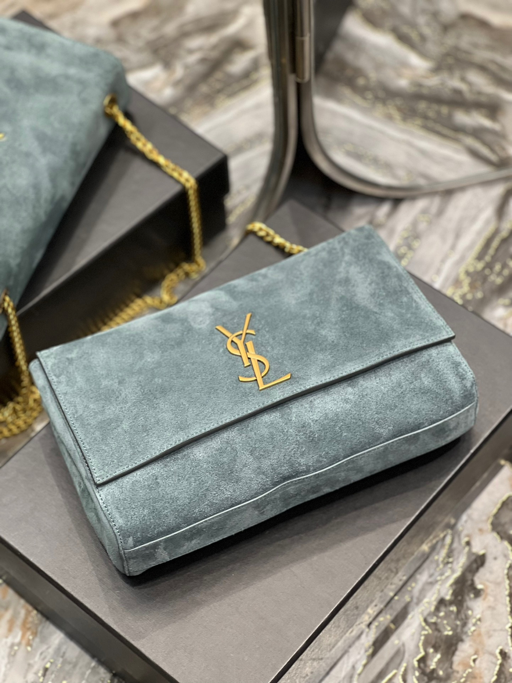 Saint Laurent Kate Medium Reversible Chain Bag 28 cm