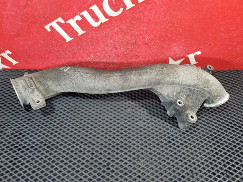 Патрубок интеркулера