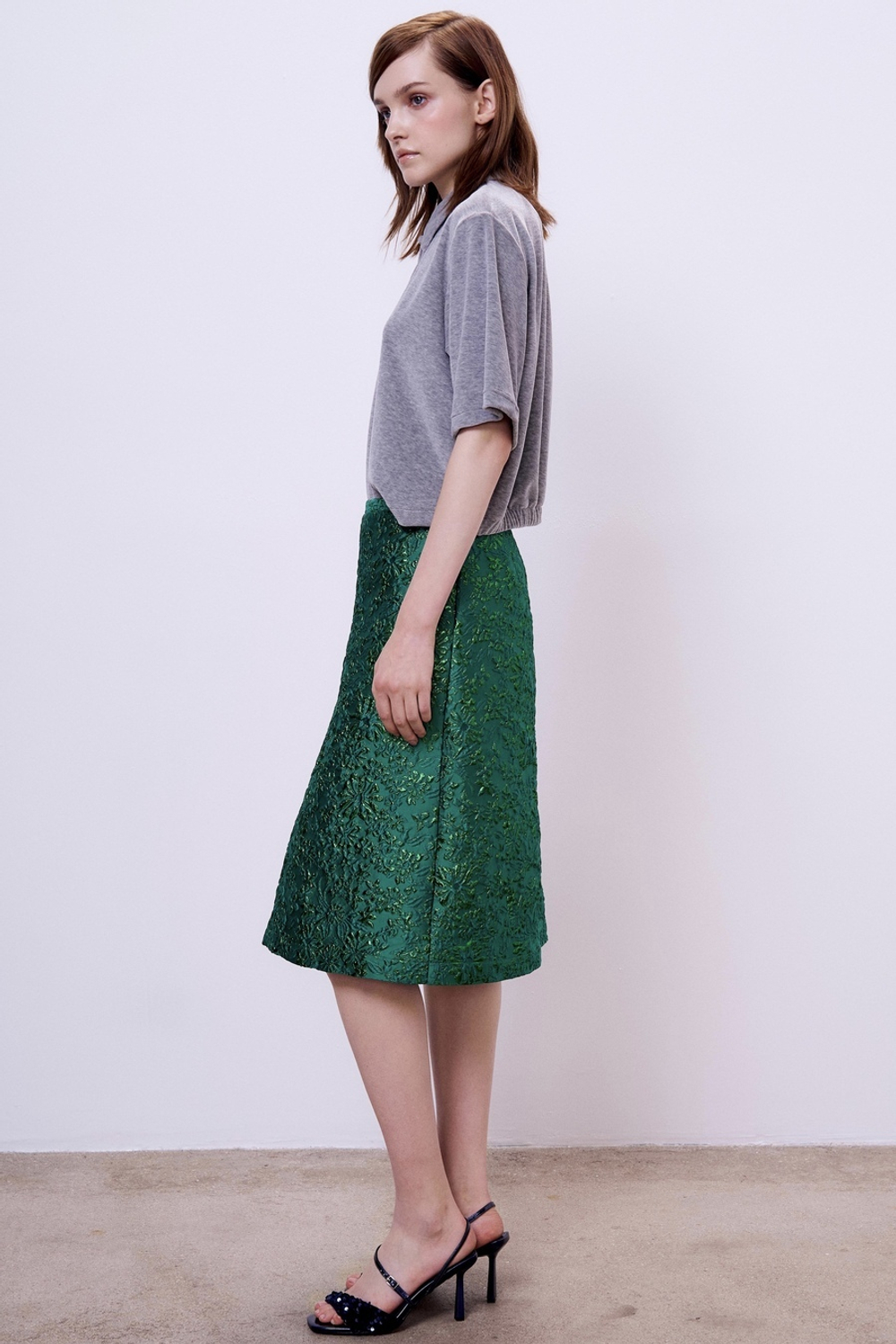 Юбка миди со складкой из жаккарда