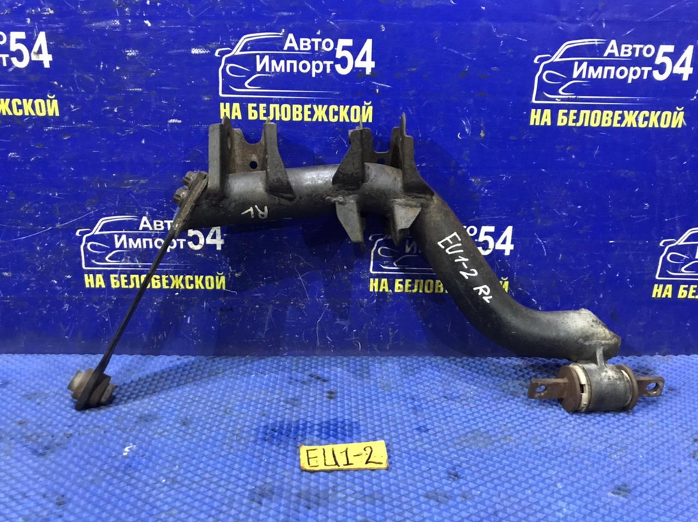 Рычаг задний левый Honda CIVIC 2001