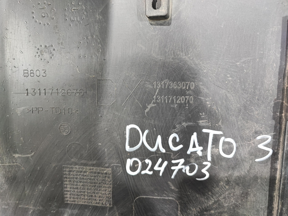 Накладка крыла заднего правого Jumper Ducato 06-14 Б/У Оригинал 1311712070