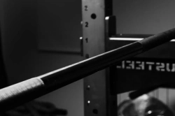 Гриф мужской XF-20, 20 кг