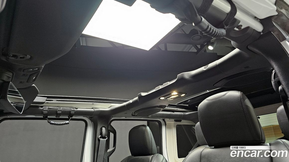 Jeep Wrangler (JL) 2.0 Overland Power Top 4 даери 4xe (03.2022)