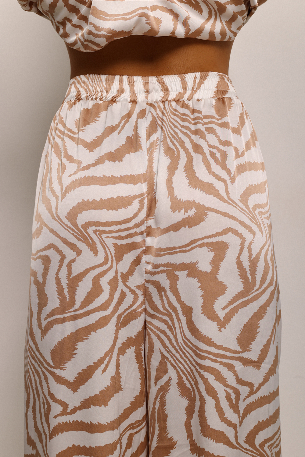 Брюки широкие с принтом