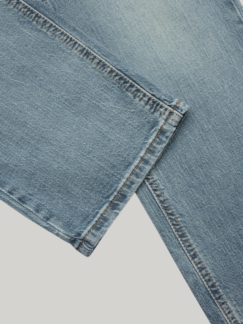 Мужские свободные джинсы Levi's 541 Athletic Taper 18181-0747