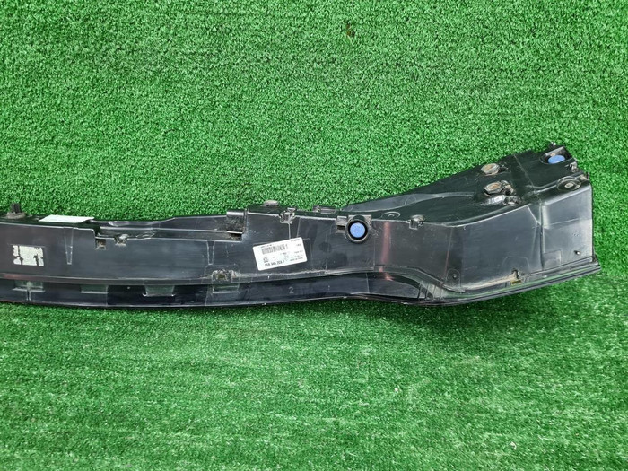 Фонарь крышки багажника Porsche Macan 95b (18-нв)