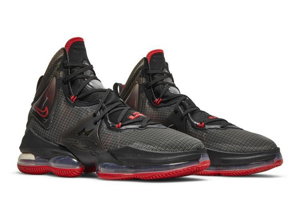 Кроссовки Nike Lebron 19 Ep "Bred" Tpu