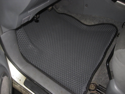 Автоковрики для Toyota RAV 4, II-поколение, 5- дверей (2000-2005)