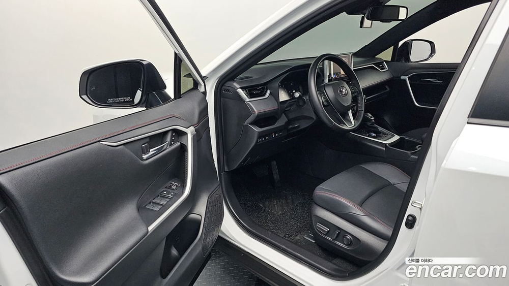 Toyota RAV4 5 Generation 2.5 4WD PHEV XSE (04.2023)