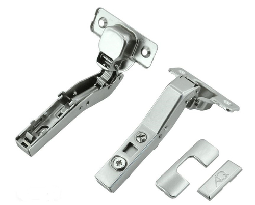 Петля +45 внутренняя Clip с эксцентриком с доводчиком в упаковке (с заглушками) AQ