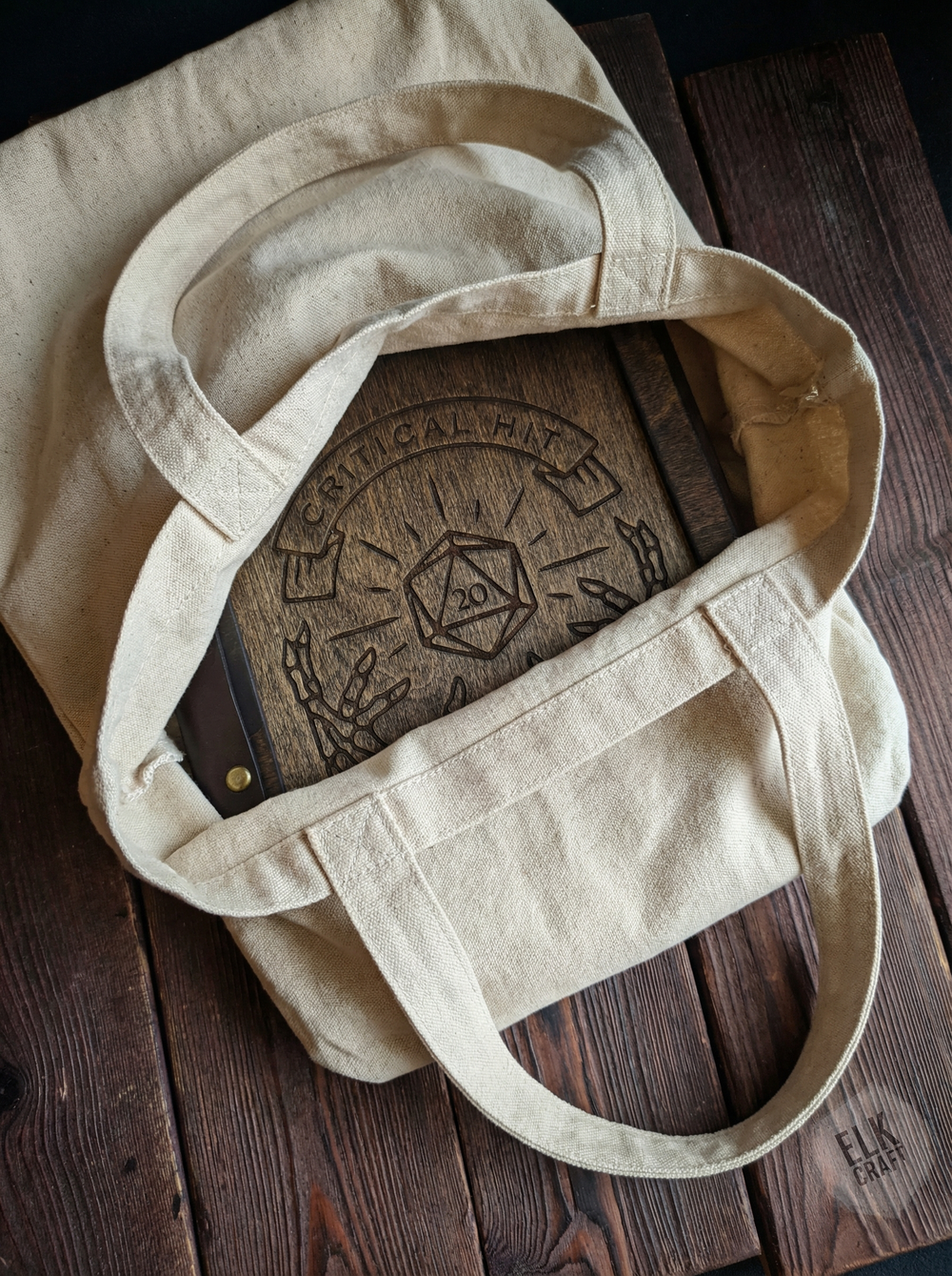 Ширма с кожаными петлями. 3 створки.