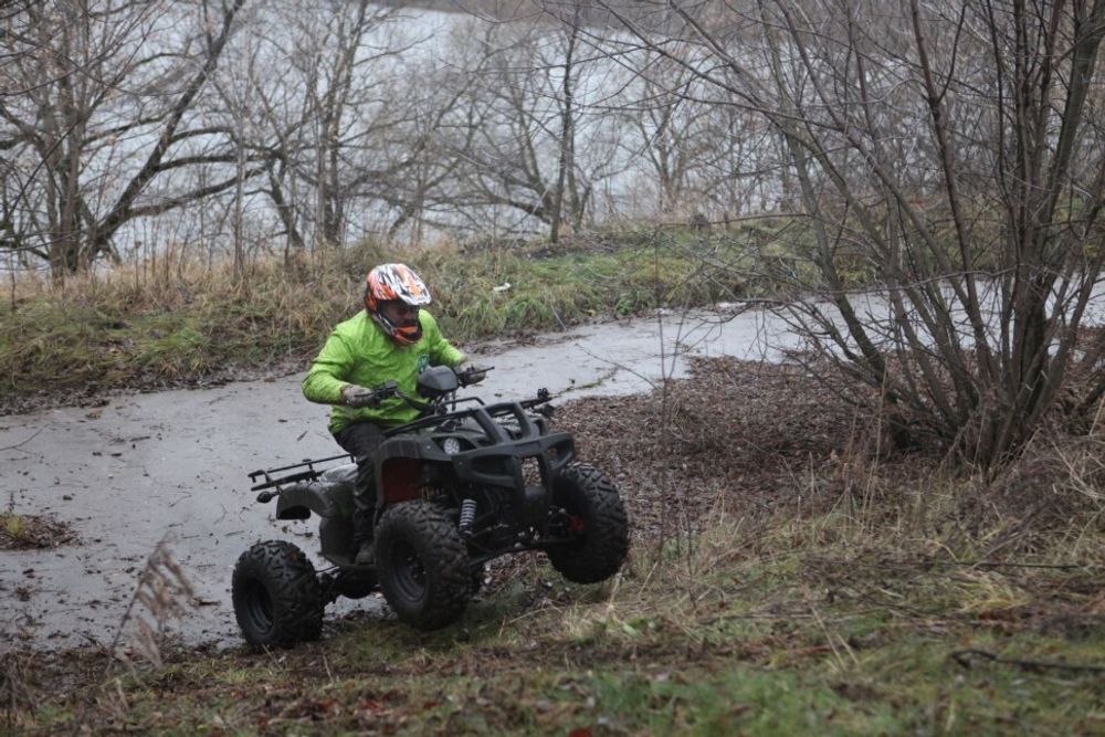 Вездеход ЕМ-015 Супер (3000Вт 72В R10 Пониженная Диф)
