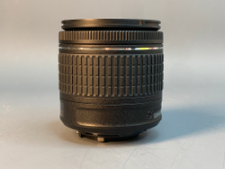 Nikon D3500 Kit 18-55mm 9067 Кадров