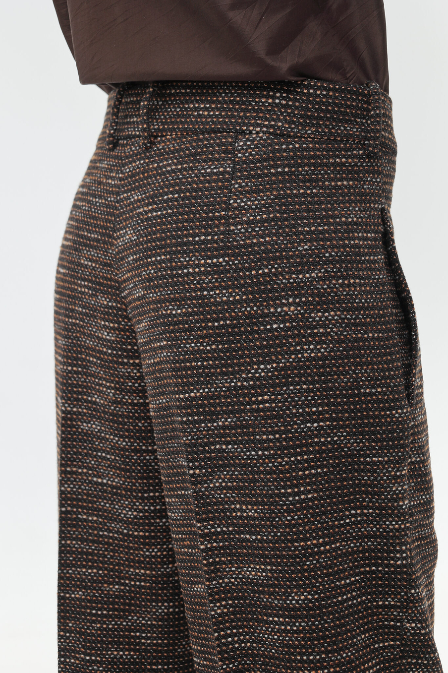 Брюки из фактурной ткани