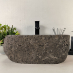 Раковина из речного камня RS-65065 44*33*15 0861