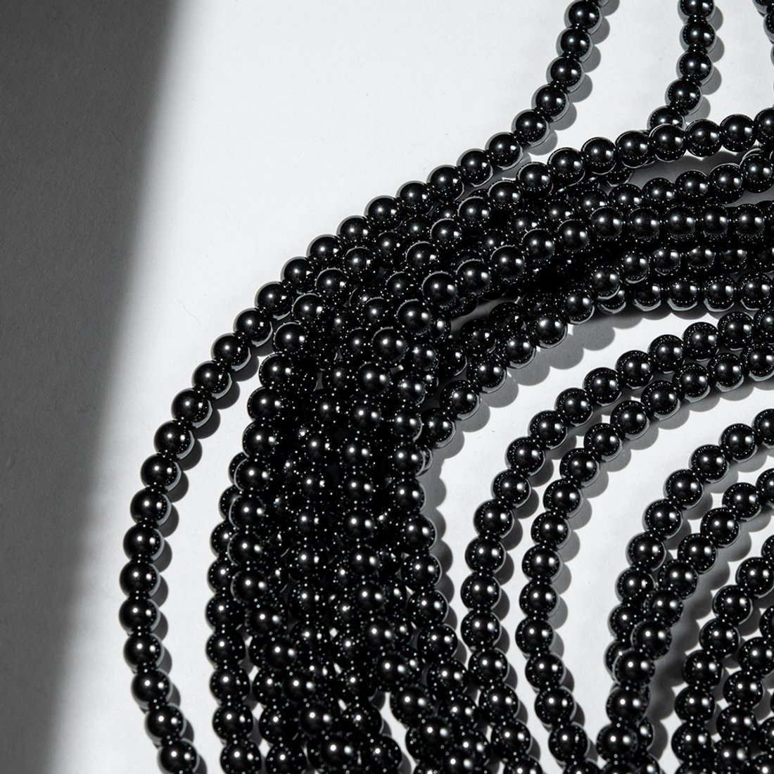 Гематин (гематит), оттенок "Gun metal", шар (разделитель) 6,1мм