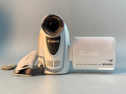 Canon MV800i