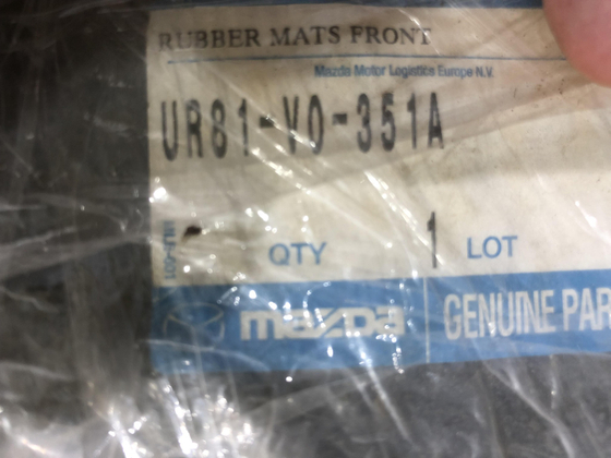 Коврики передние комплект Mazda BT-50 1 Новые Оригинал UR81V0351A