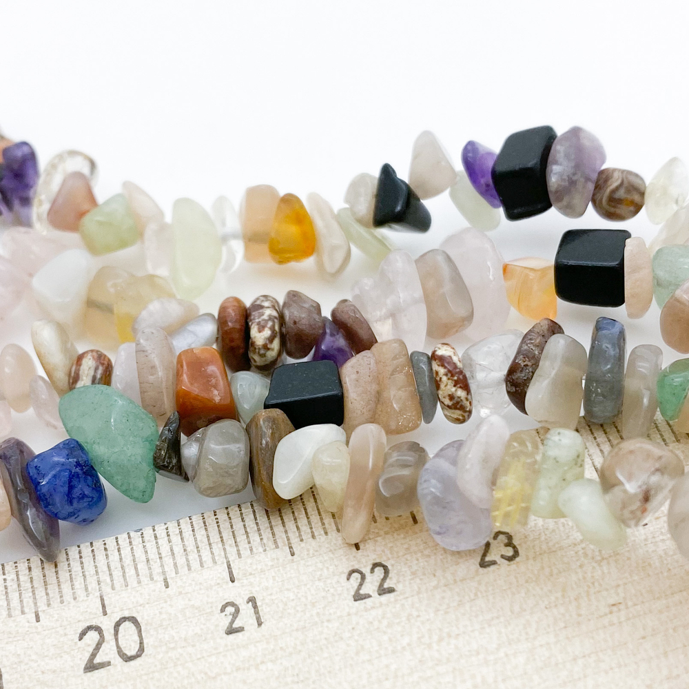 Натуральные камни микс, крошка 4-8 мм, цена за нить 38 см