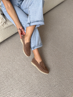 Лоферы из натуральной замши