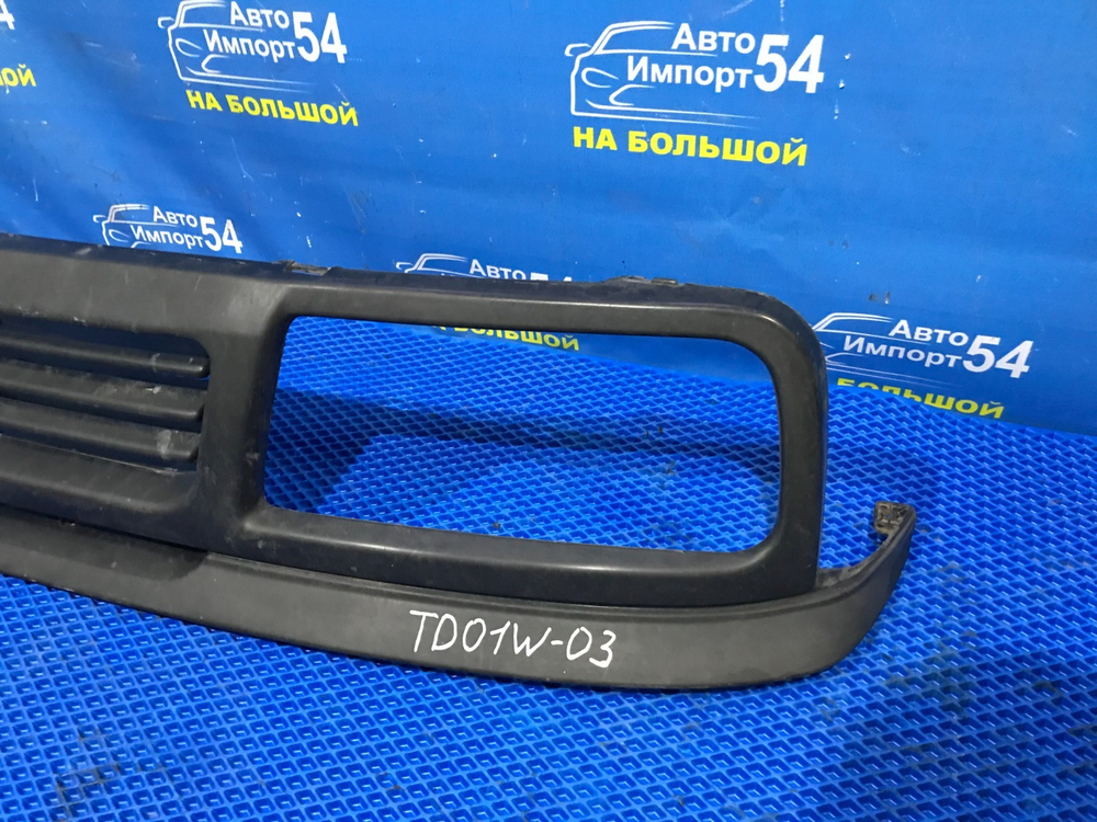Решетка радиатора SUZUKI ESCUDO 1995