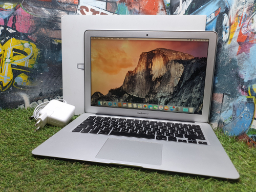 MacBook Air A1466 13" 2014 i5/4Gb