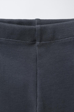 ZARA КОМПЛЕКТ ИЗ ТОЛСТОВКИ С ПРИНТОМ И ЛЕГИНСОВ В РУБЧИК, СЕРО-СИНИЙ