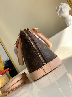 Louis Vuitton Alma BB
